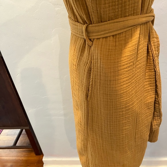 Parachute Golden Textured Robe - Picture 7 of 9